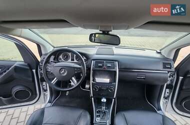 Хэтчбек Mercedes-Benz B-Class 2011 в 