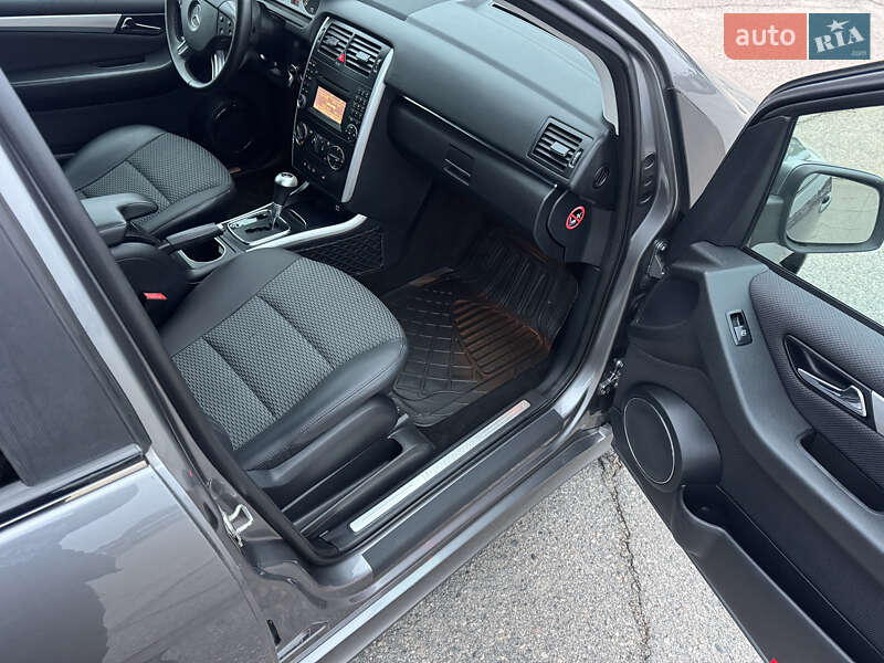 Хэтчбек Mercedes-Benz B-Class 2009 в Белой Церкви