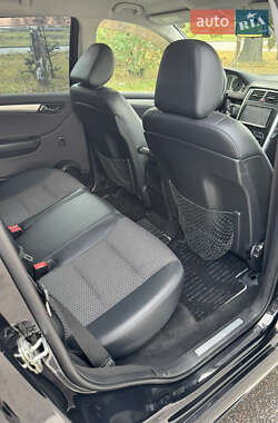 Хэтчбек Mercedes-Benz B-Class 2011 в 
