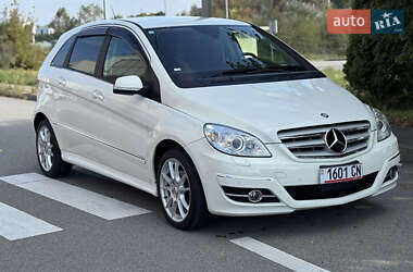 Хэтчбек Mercedes-Benz B-Class 2010 в Киеве