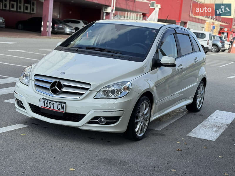 Хэтчбек Mercedes-Benz B-Class 2010 в Киеве