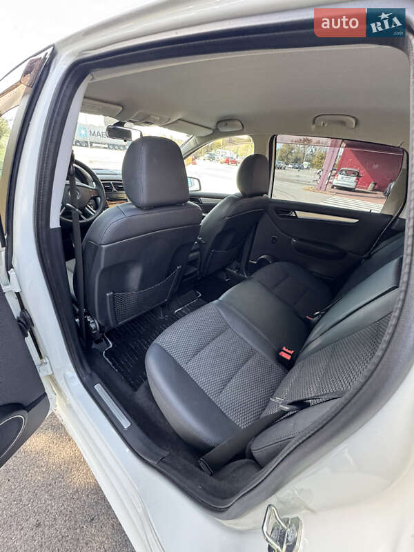 Хэтчбек Mercedes-Benz B-Class 2010 в Киеве