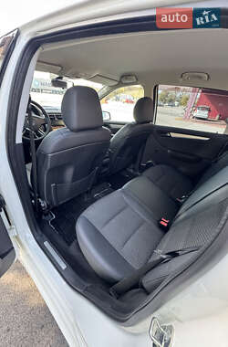 Хетчбек Mercedes-Benz B-Class 2010 в 