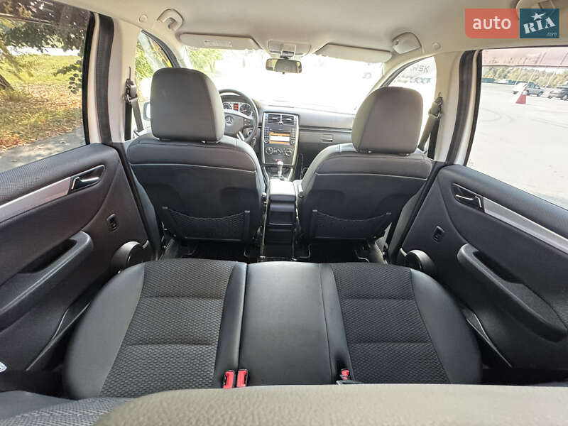 Хэтчбек Mercedes-Benz B-Class 2010 в Киеве