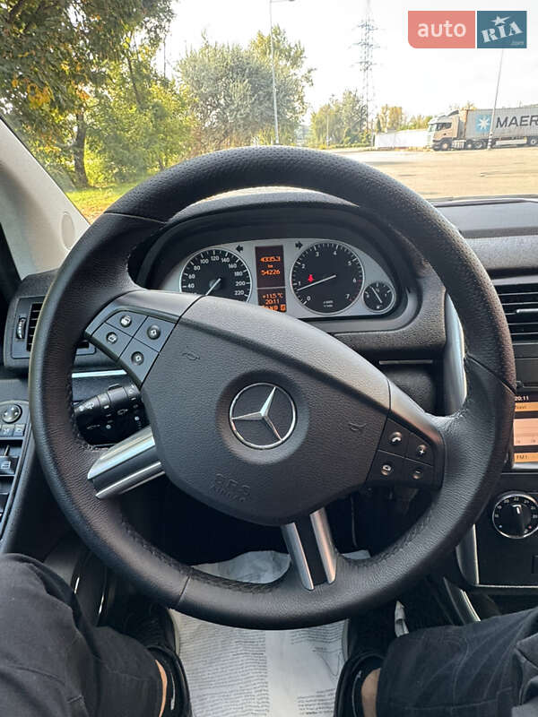Хэтчбек Mercedes-Benz B-Class 2010 в Киеве