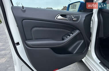 Хэтчбек Mercedes-Benz B-Class 2015 в 