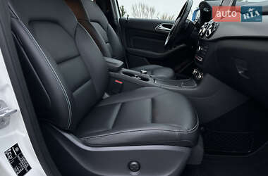 Хэтчбек Mercedes-Benz B-Class 2015 в 