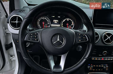 Хэтчбек Mercedes-Benz B-Class 2015 в 