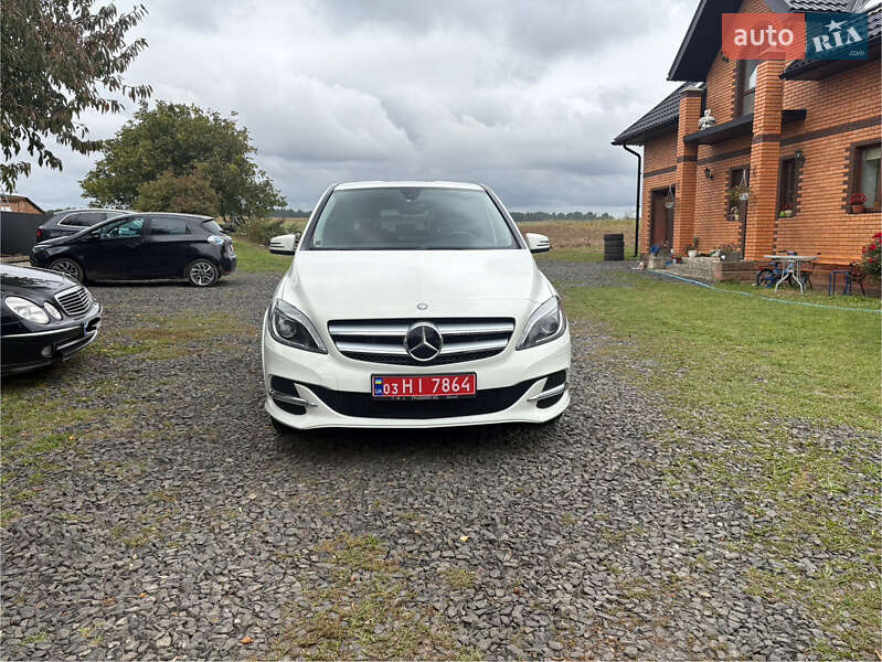Mercedes-Benz B-Class 2017