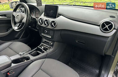 Хэтчбек Mercedes-Benz B-Class 2015 в 