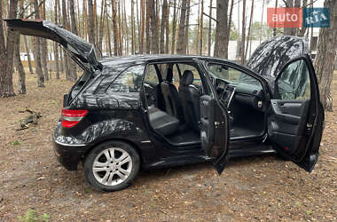 Хэтчбек Mercedes-Benz B-Class 2006 в 