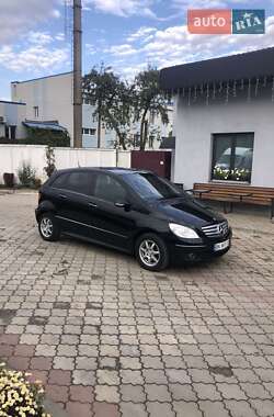 Хэтчбек Mercedes-Benz B-Class 2005 в 