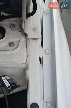 Хэтчбек Mercedes-Benz B-Class 2010 в 