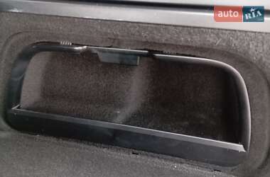 Хэтчбек Mercedes-Benz B-Class 2010 в 
