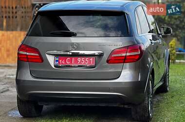 Хетчбек Mercedes-Benz B-Class 2015 в 