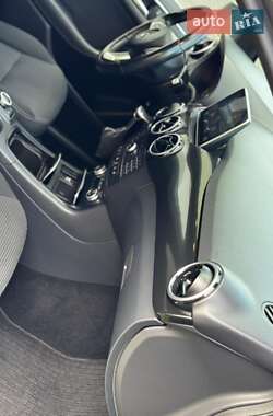 Хетчбек Mercedes-Benz B-Class 2015 в 