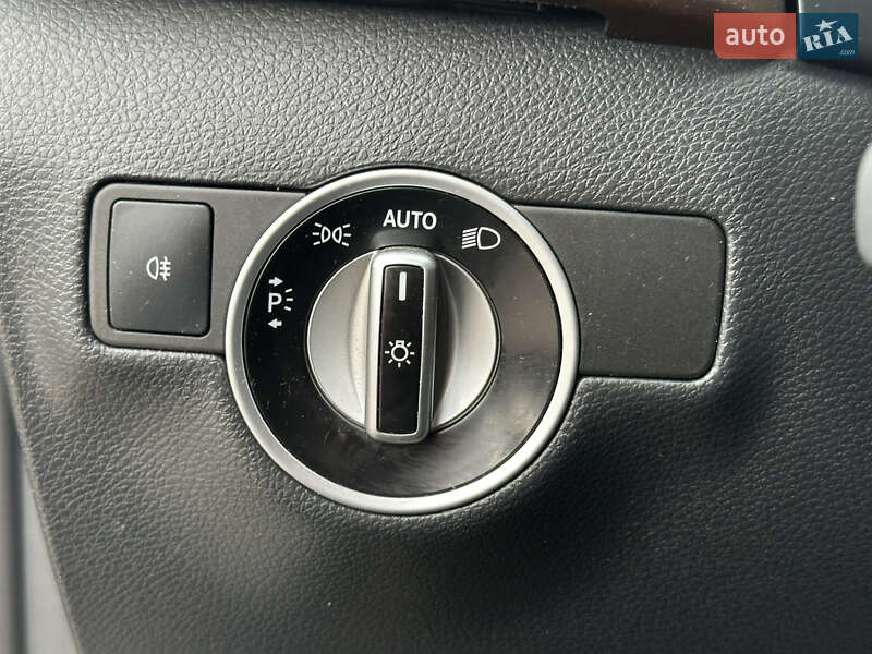 Хэтчбек Mercedes-Benz B-Class 2016 в Харькове