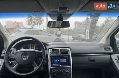 Хэтчбек Mercedes-Benz B-Class 2005 в 
