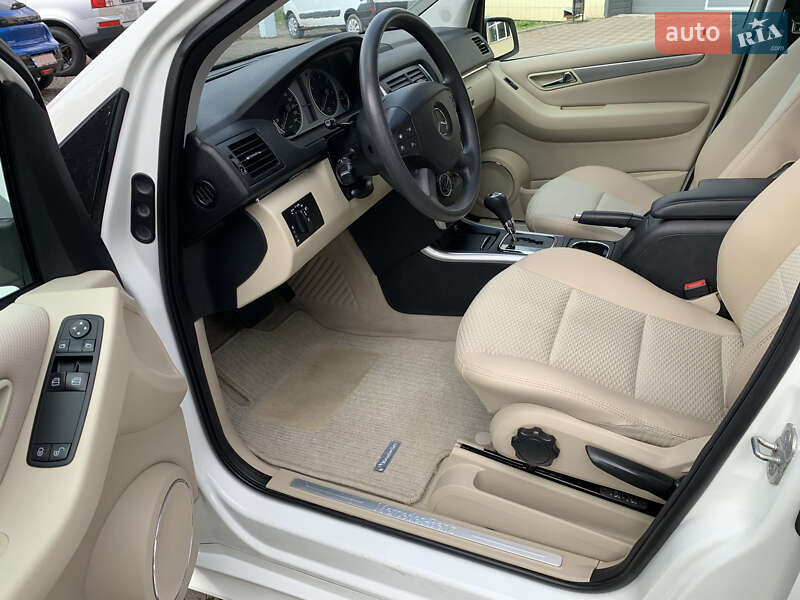 Хэтчбек Mercedes-Benz B-Class 2010 в Ровно