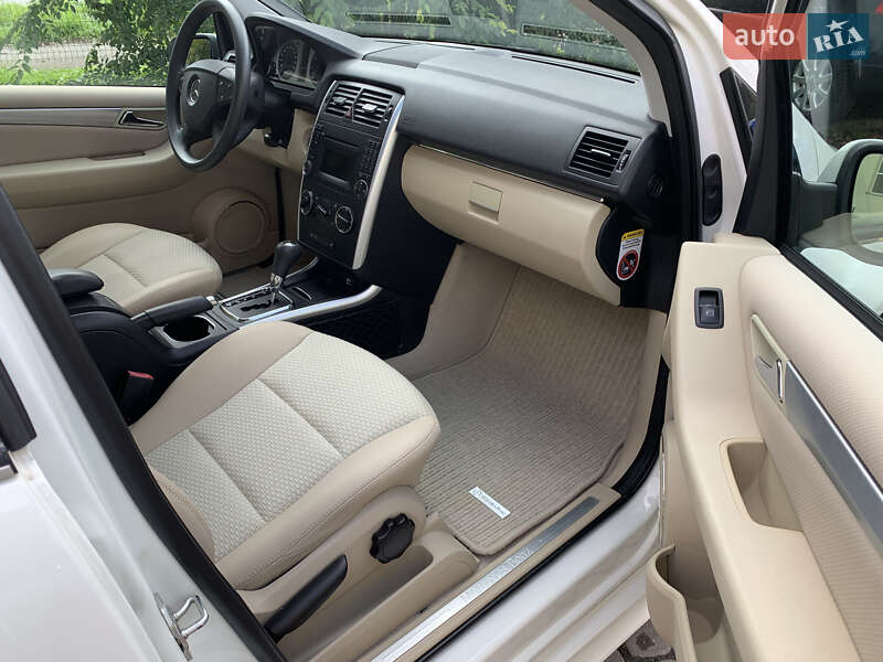 Хэтчбек Mercedes-Benz B-Class 2010 в Ровно