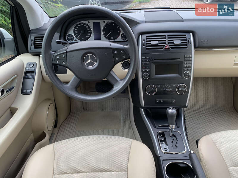 Хэтчбек Mercedes-Benz B-Class 2010 в Ровно