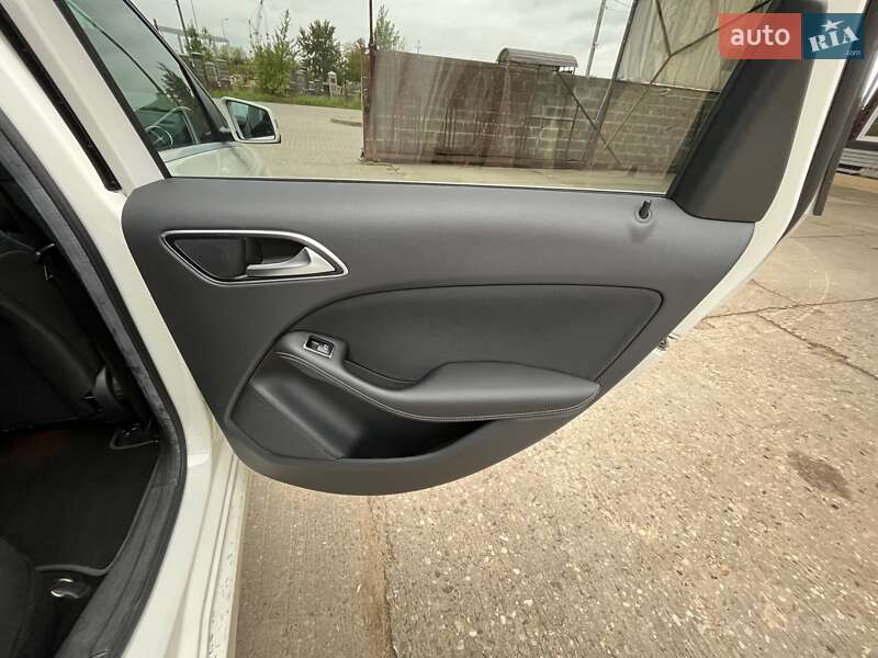 Хэтчбек Mercedes-Benz B-Class 2014 в Львове