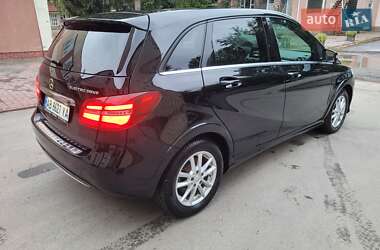 Хэтчбек Mercedes-Benz B-Class 2014 в 