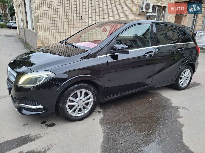 Хэтчбек Mercedes-Benz B-Class 2014 в Виннице