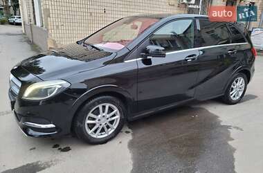 Хэтчбек Mercedes-Benz B-Class 2014 в 