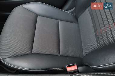Хэтчбек Mercedes-Benz B-Class 2014 в 