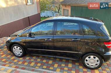 Хэтчбек Mercedes-Benz B-Class 2008 в 