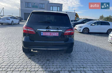 Хэтчбек Mercedes-Benz B-Class 2014 в 