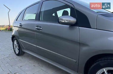 Хэтчбек Mercedes-Benz B-Class 2007 в 