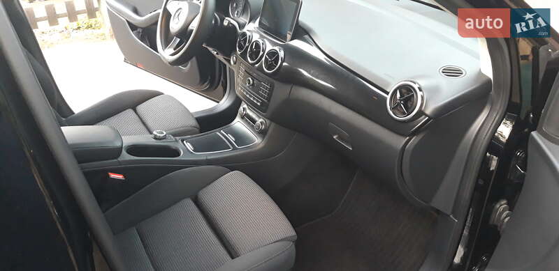Хэтчбек Mercedes-Benz B-Class 2017 в Харькове