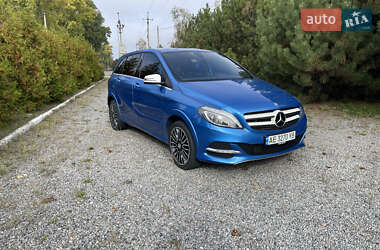 Хэтчбек Mercedes-Benz B-Class 2016 в Днепре