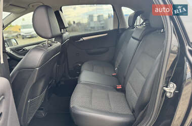 Хэтчбек Mercedes-Benz B-Class 2010 в 