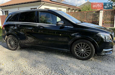Хэтчбек Mercedes-Benz B-Class 2015 в 