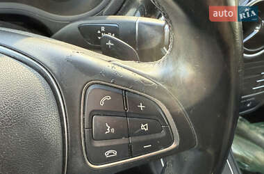 Хэтчбек Mercedes-Benz B-Class 2015 в 