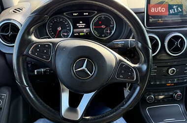 Хэтчбек Mercedes-Benz B-Class 2015 в 