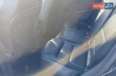 Хэтчбек Mercedes-Benz B-Class 2015 в 