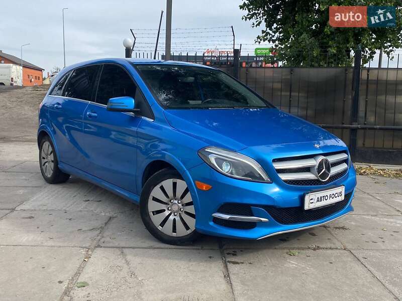Хэтчбек Mercedes-Benz B-Class 2014 в Киеве