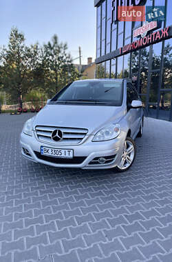 Хэтчбек Mercedes-Benz B-Class 2008 в 