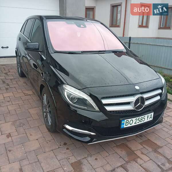 Хэтчбек Mercedes-Benz B-Class 2015 в Тернополе