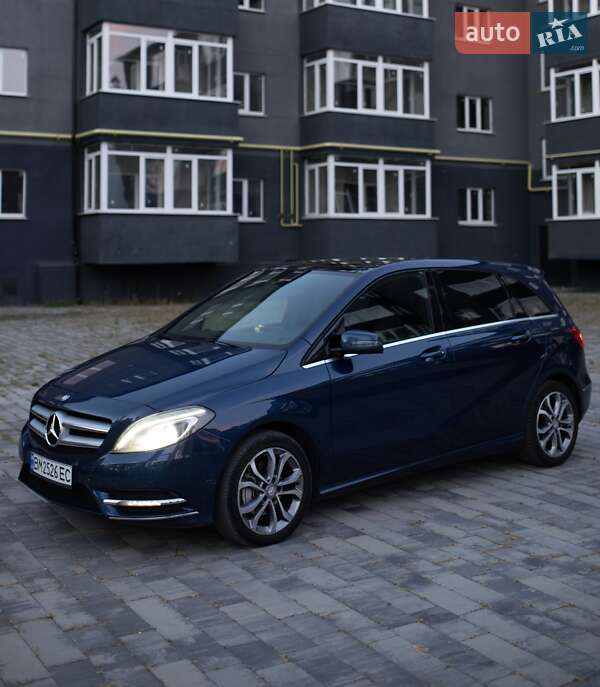 Хэтчбек Mercedes-Benz B-Class 2013 в Ахтырке фото 6 Хэтчбек Mercedes-Benz B-Class 2013 в Ахтырке