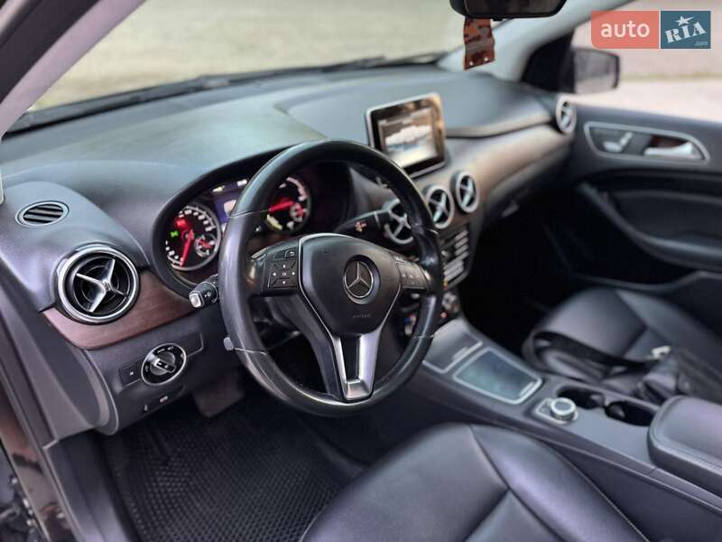 Хетчбек Mercedes-Benz B-Class 2015 в Тячеві