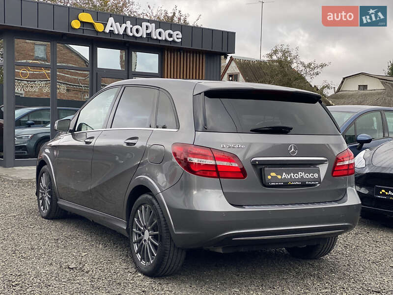 Хэтчбек Mercedes-Benz B-Class 2016 в Луцке