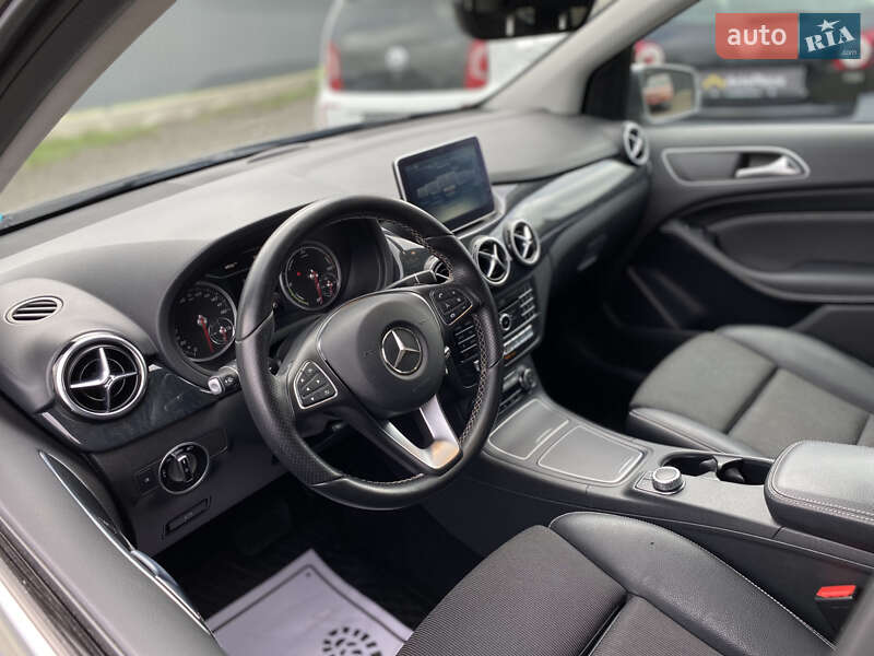 Хэтчбек Mercedes-Benz B-Class 2016 в Луцке