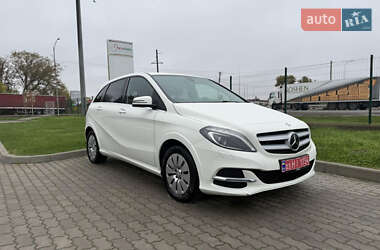 Хэтчбек Mercedes-Benz B-Class 2015 в 