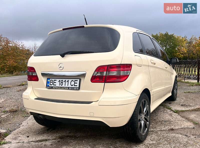 Хетчбек Mercedes-Benz B-Class 2010 в Миколаєві