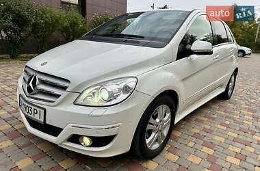 Хэтчбек Mercedes-Benz B-Class 2008 в 